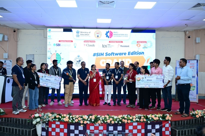 Valedictory and Award Ceremony for winners of SIH-2025